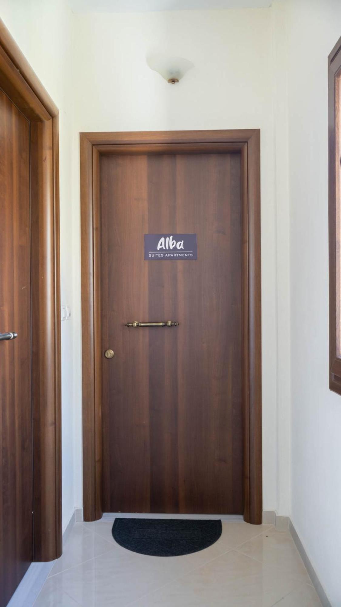 Alba Suite Apartment Каламбака Екстер'єр фото